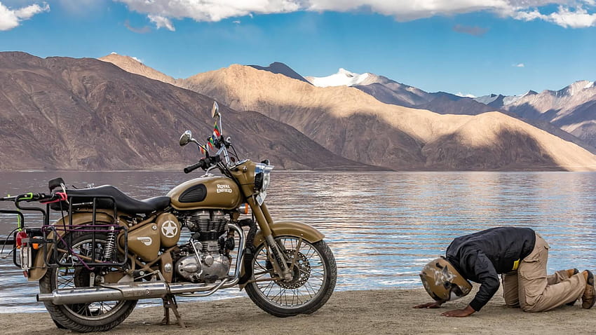 Ladakh with TripPlan.in - A once in a lifetime destination you should travel. Highlights include Pangong Lake, Nubra Valley, Leh Palace, Thiksey Monastery, and Magnetic Hill.